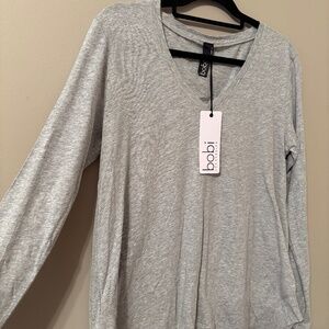 NWT Bobbi LS soft grey V neck top Large